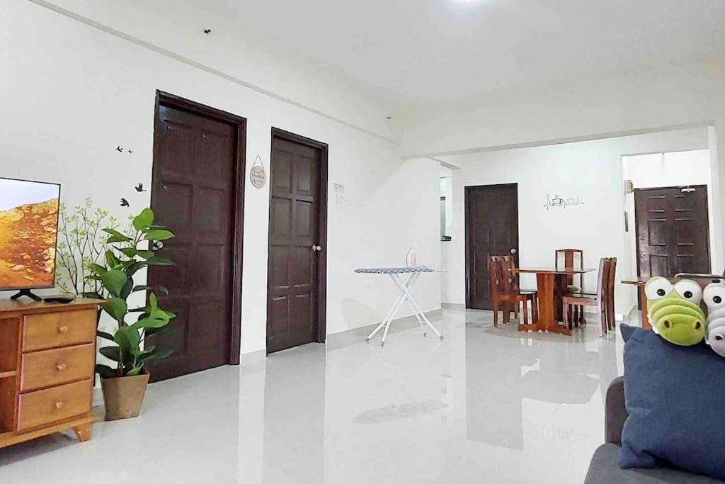 Apartment South Cozy Greenseed 9-10pax Miecc *